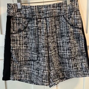 Lands' End Black & White Crosshatch Pattern Shorts with Black Side Panels